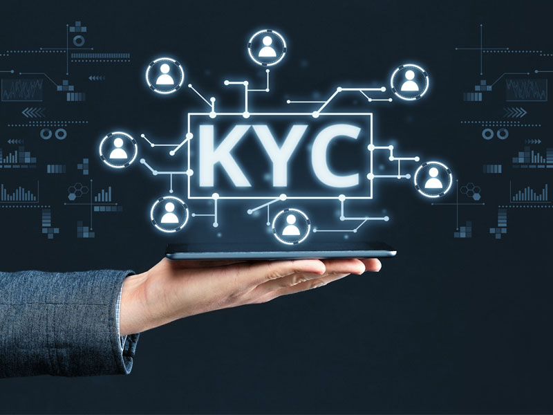 Phân biệt AML và KYC