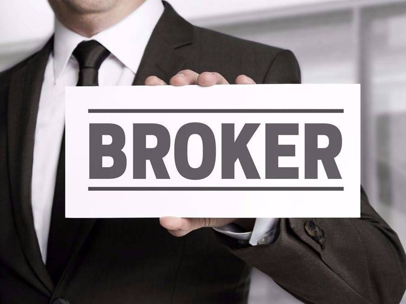Định nghĩa Broker là gì?