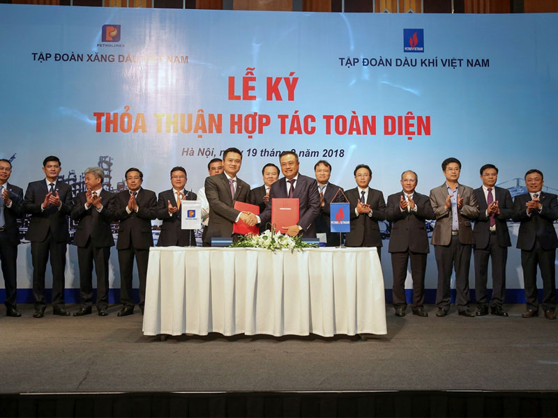Lịch sử giá cổ phiếu PLX (Tập đoàn Xăng Dầu Việt Nam)