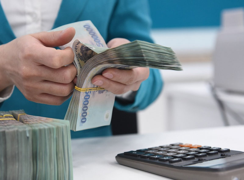 Loại hình lãi suất dựa vào tính chất của khoản tiền vay