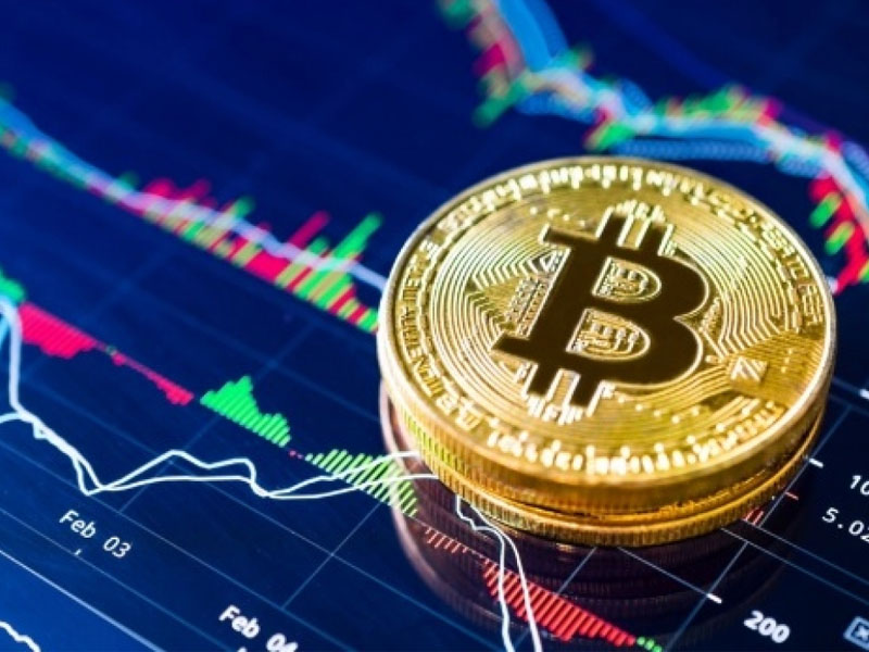 Kết hợp phân tích kỹ thuật tiền điện tử với các kiểu phân tích khác