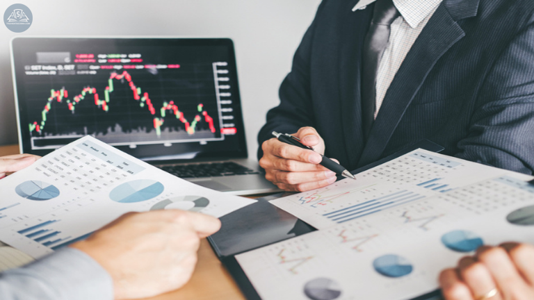 Tại sao không nên dự đoán hành động giá Forex?